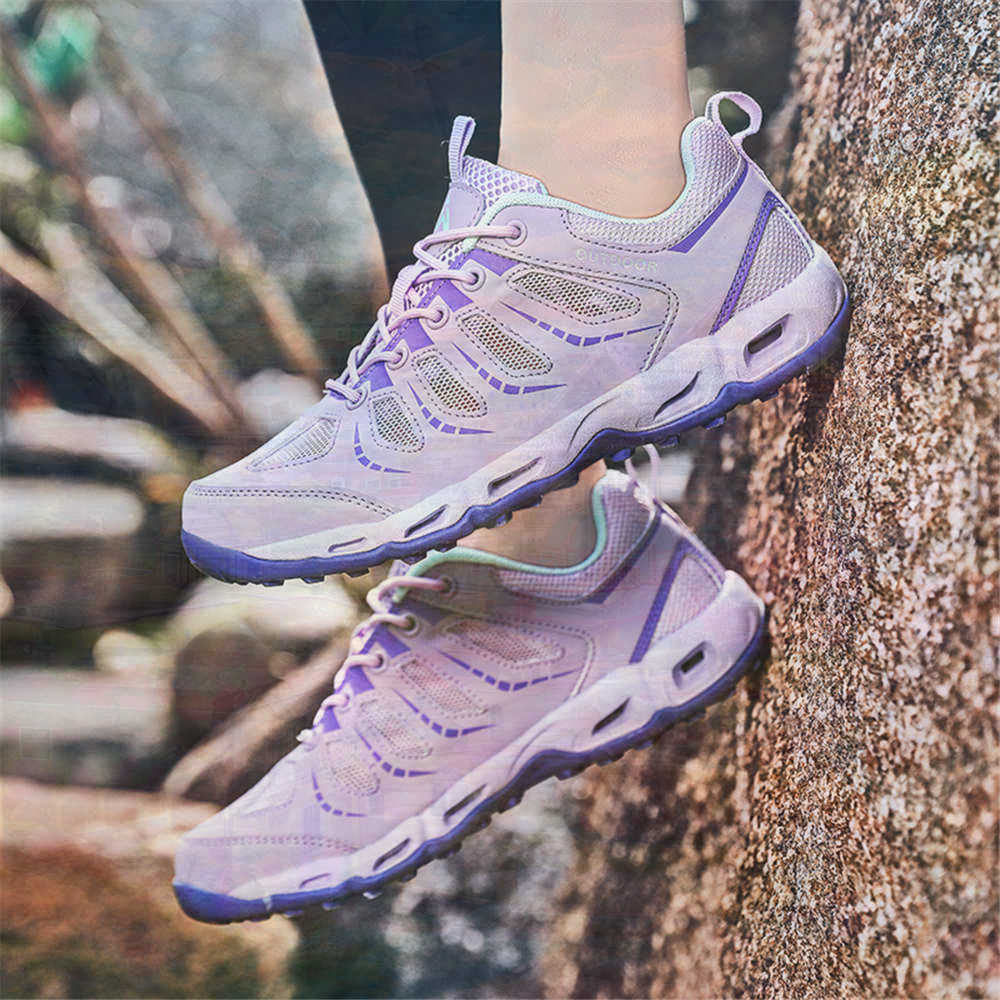 Sumer Round Tip Silver Sneaker - Tech Accessories Names ulasan dan harga